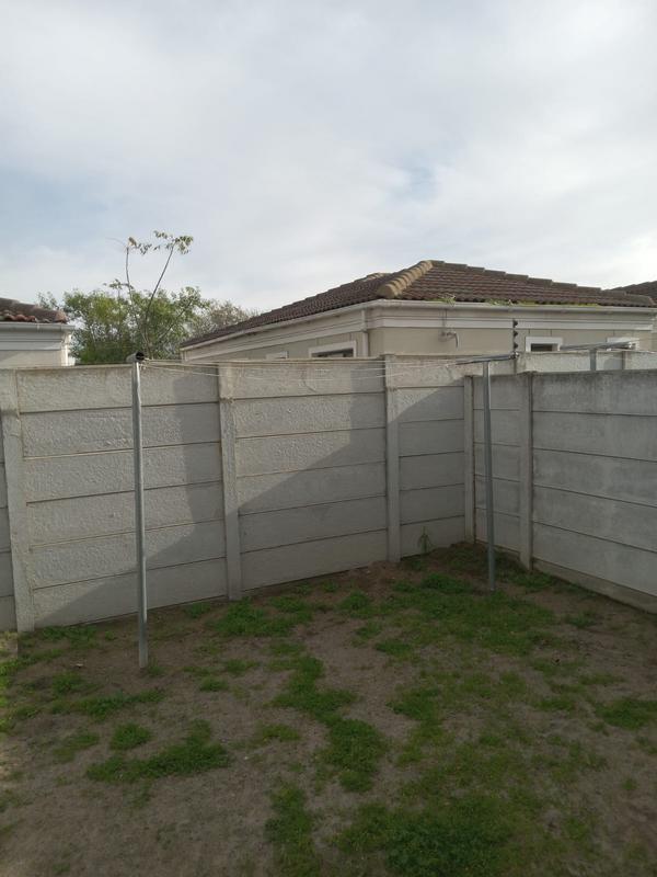 2 Bedroom Property for Sale in Highbury Western Cape